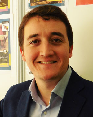 Entrevista a Juli&aacute;n Garv&iacute;n Serrano