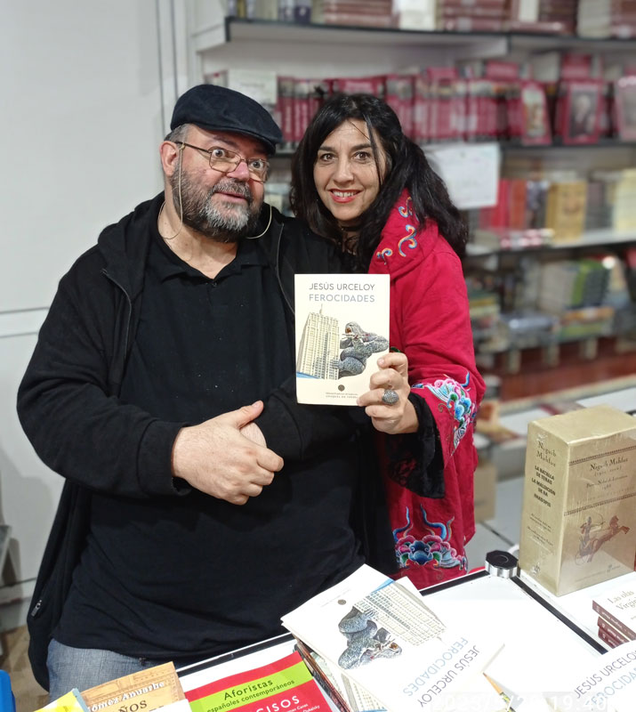 Jesús Urceloy y Alcia Arés. Editorial CUADERNOS DEL LABERINTO