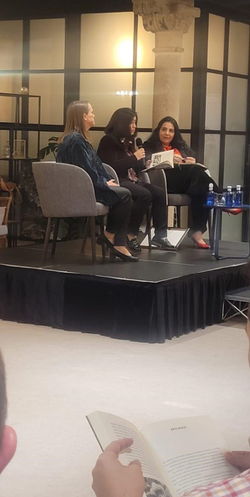 Sonsoles Snchez-Reyes recibe el VI Premio Internacional cuadernos del Laberinto de Historia, Biografa y Memorias en vila