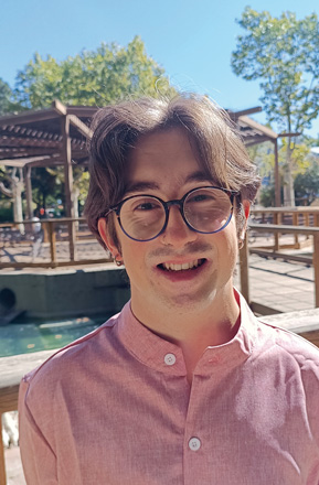 Examen de nacionalidad, de Alberto Martín Pérez. I Premio Alumni – Universidad de Salamanca de Poesía Carmen Martín Gaite Examen de nacionalidad, de Alberto Martín Pérez. I Premio Alumni Universidad de Salamanca de Poesía Carmen Martín Gaite