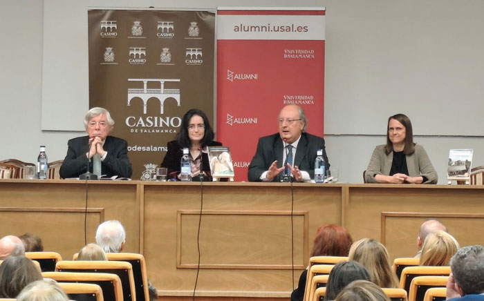 Sonsoles S�nchez-Reyes presenta Lo que perdieron los h�roes en Salamanca